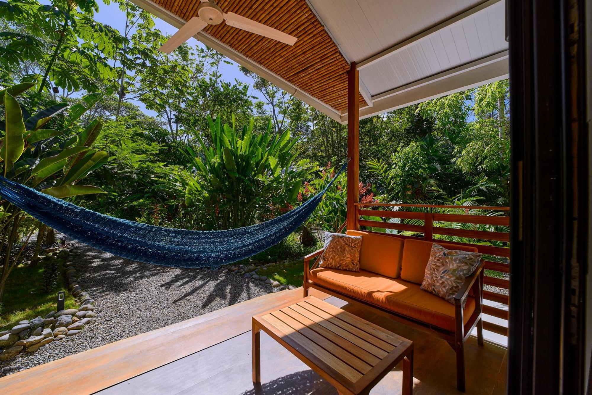 Dragonfly Beachfront Villas-Adult Only Пунта-Ува Экстерьер фото