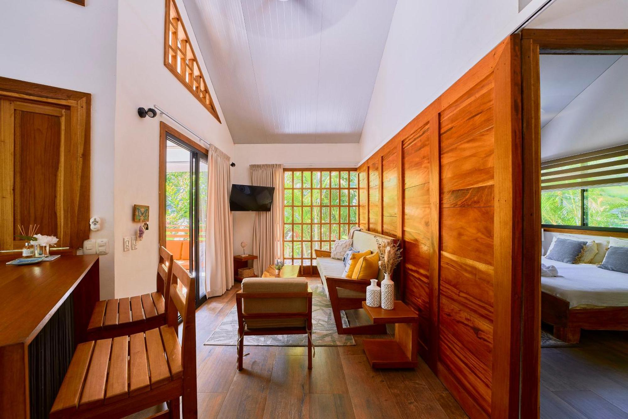 Dragonfly Beachfront Villas-Adult Only Пунта-Ува Экстерьер фото