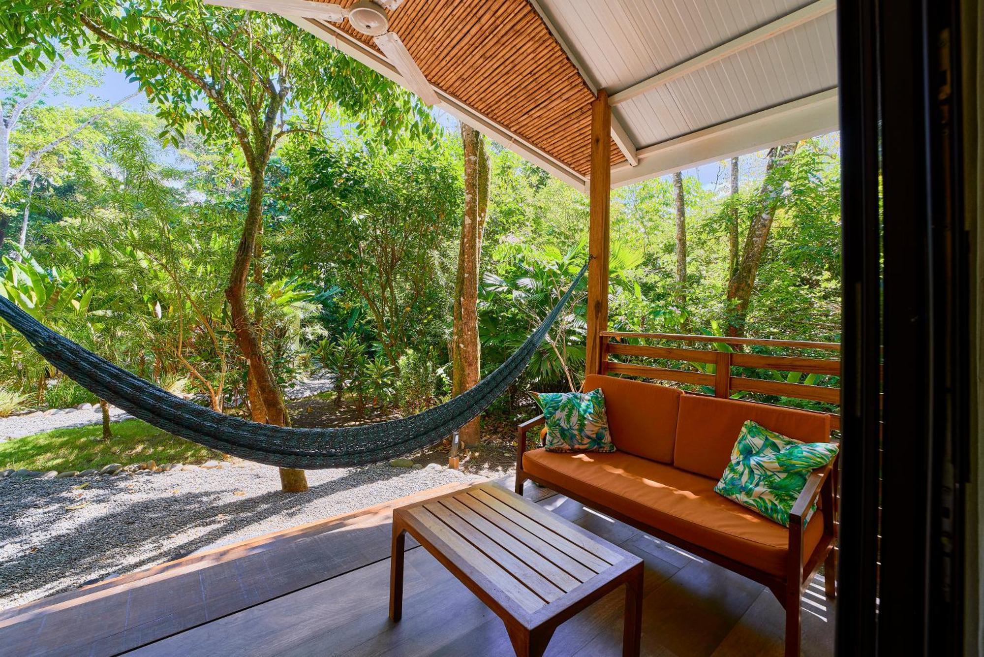 Dragonfly Beachfront Villas-Adult Only Пунта-Ува Экстерьер фото