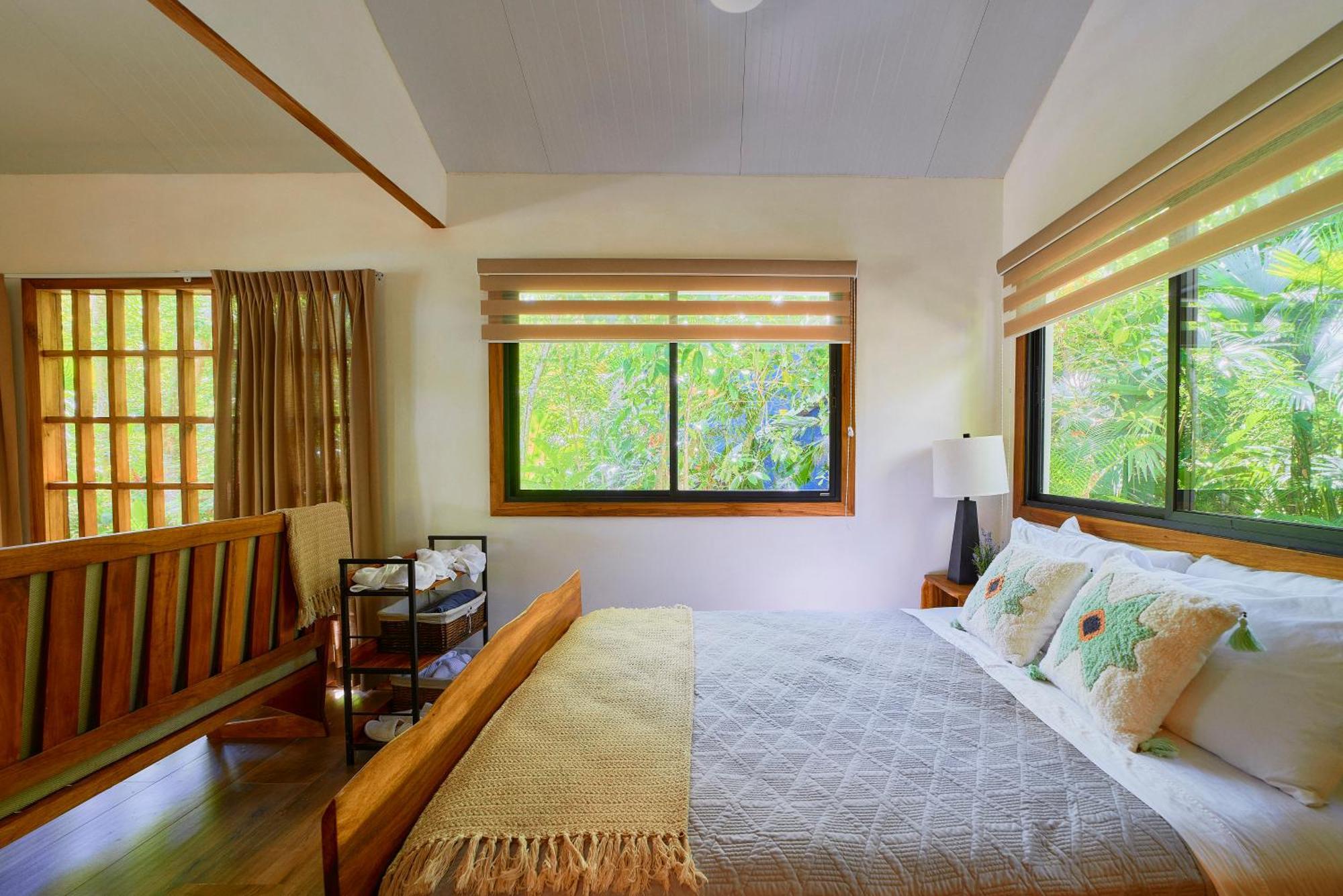 Dragonfly Beachfront Villas-Adult Only Пунта-Ува Экстерьер фото