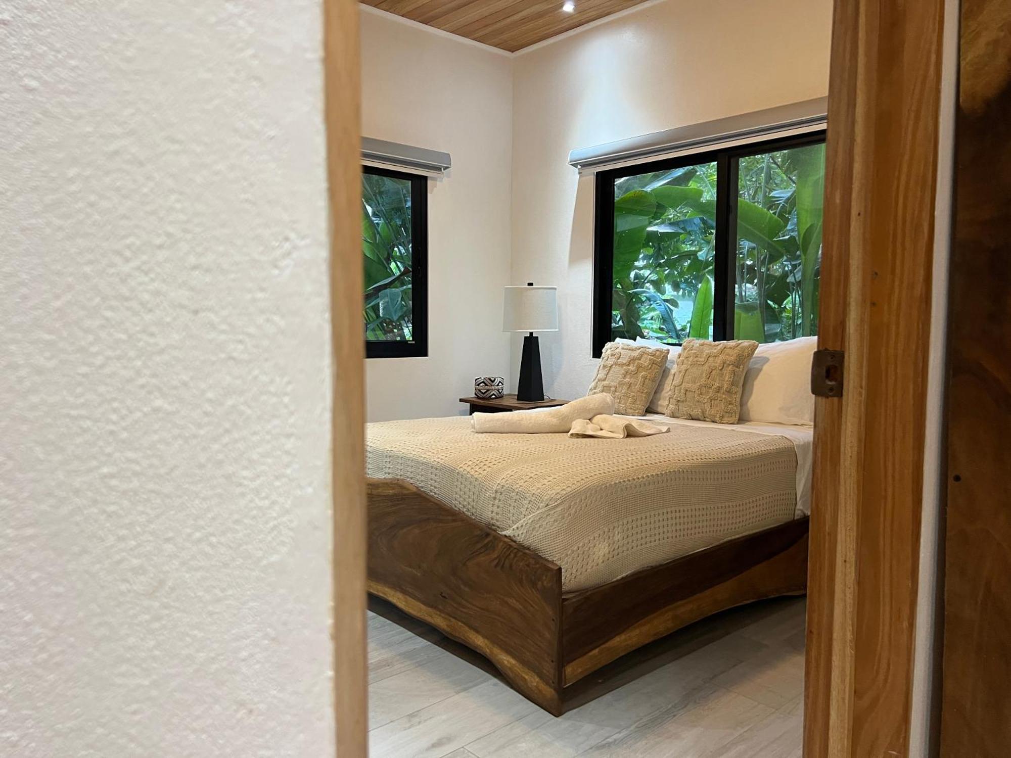 Dragonfly Beachfront Villas-Adult Only Пунта-Ува Экстерьер фото